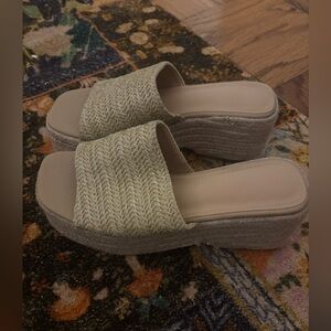 Wedge Sandal Size 7